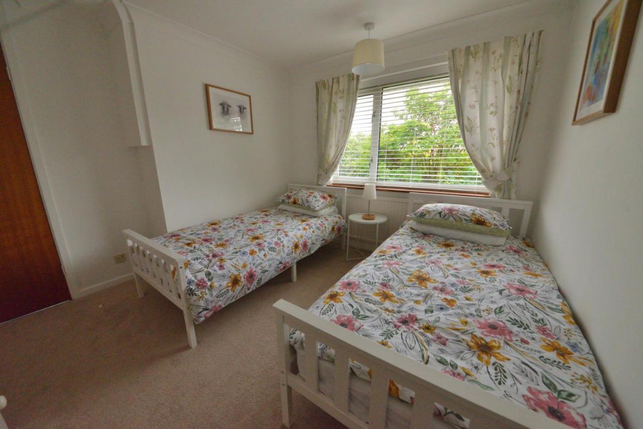 Villa Cosy House, A Train Spotter'S Delight! New Alresford Esterno foto